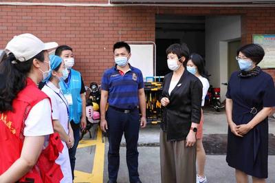 暖心慰问，情系“疫”线，坚决筑牢疫情防控严密防线——蛇口人民医院在行动